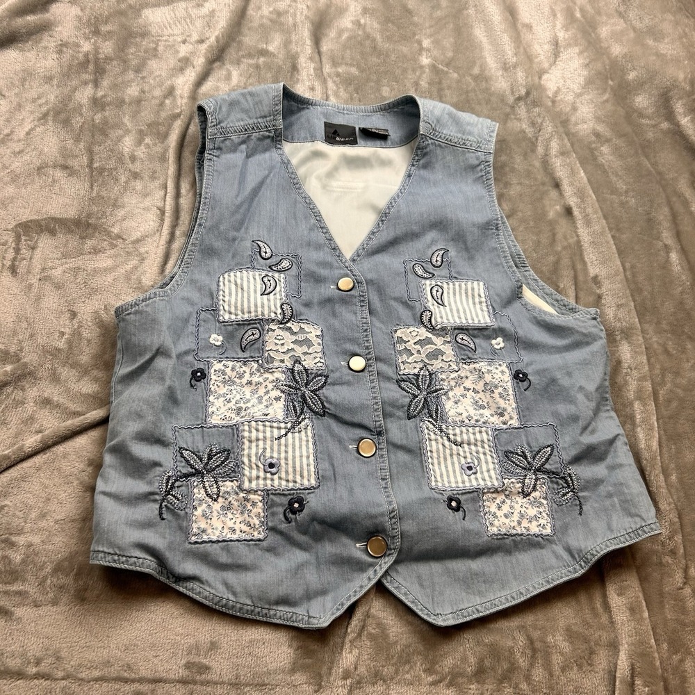 Liz wear Liz Claiborne Denim Western Vest Size M Blue Floral Patchwork Button